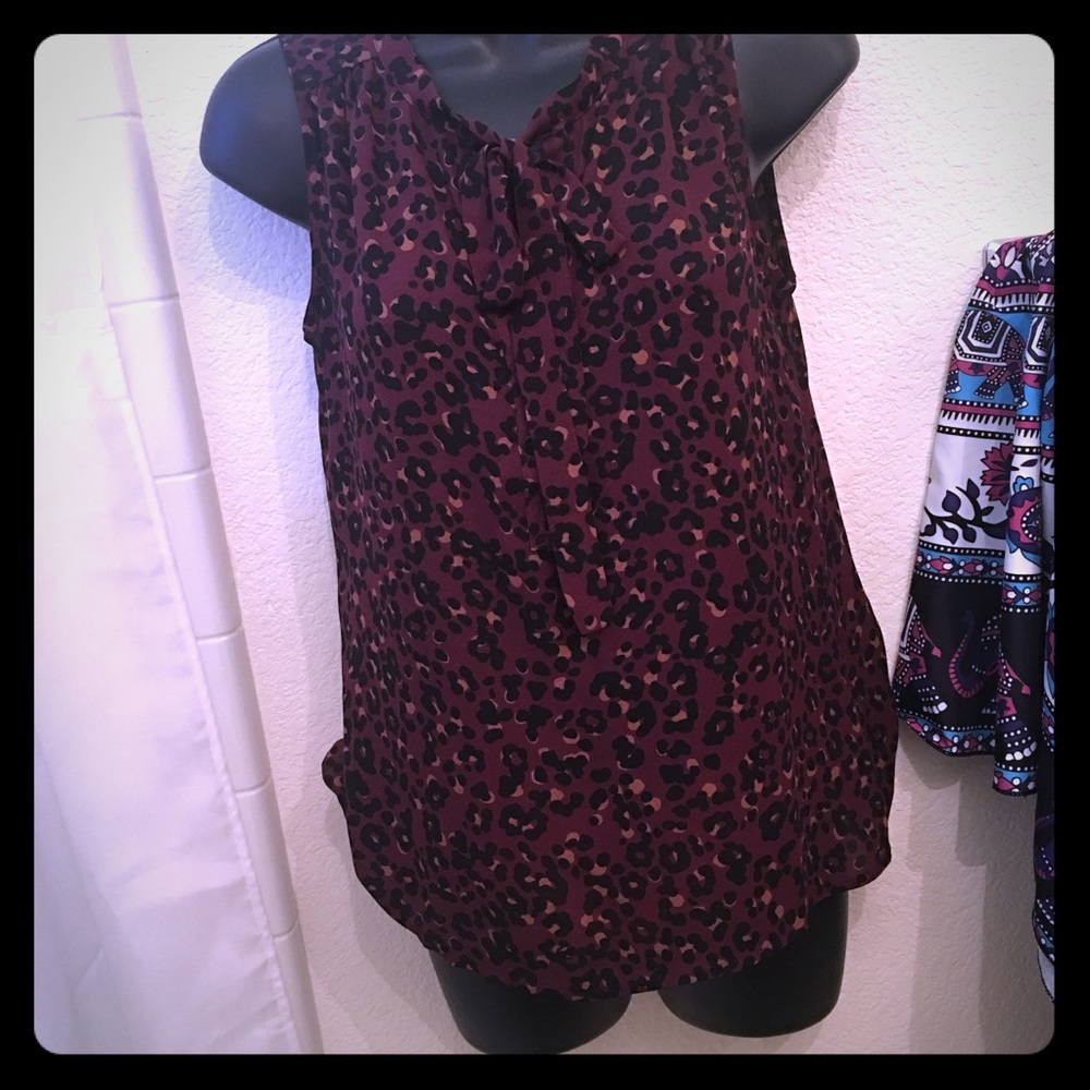 LOFT✨Sleeveless blouse✨